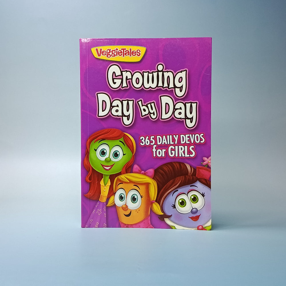 Veggietales - 365 Daily Devos: GROWING DAY BY DAY [for Kids]