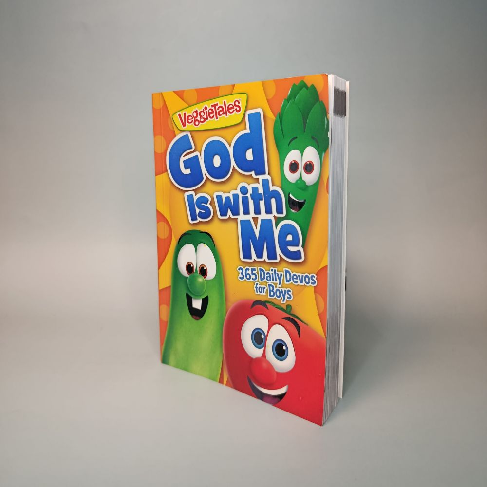 Veggietales - 365 Daily Devos: GOD IS WITH ME (For Kids)